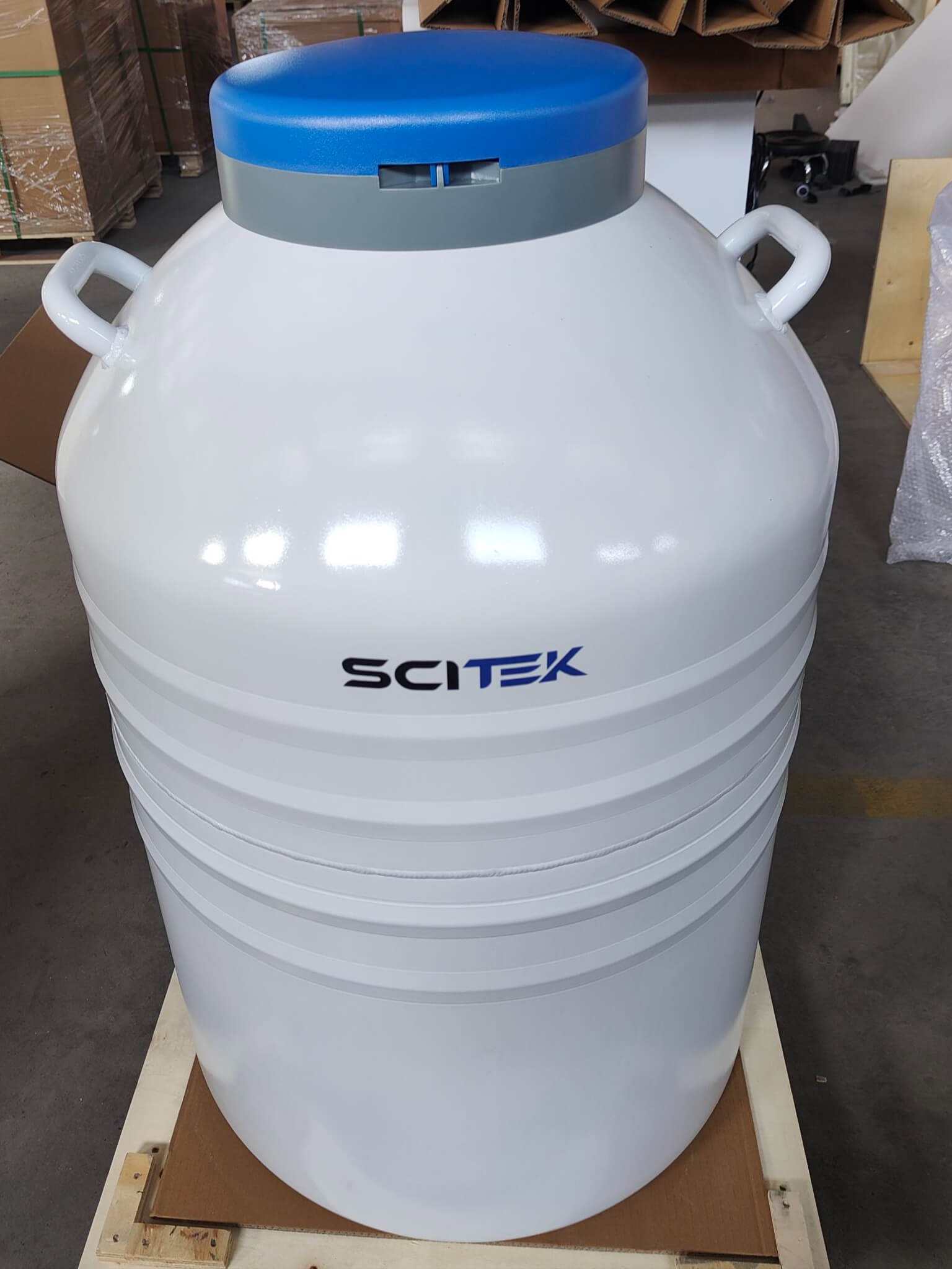 Tanque de nitrógeno líquido de laboratorio