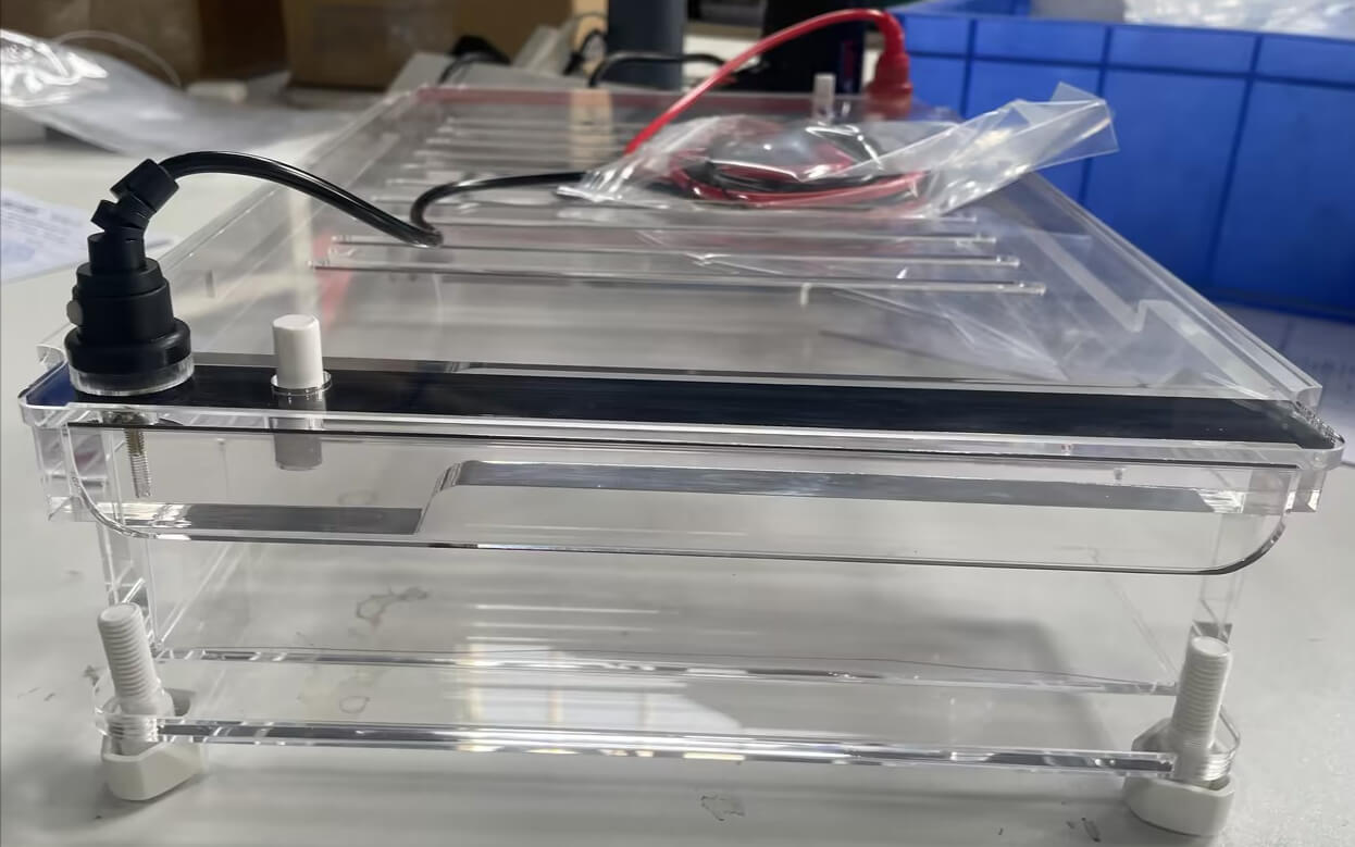 ET-H04 (11) Tanque de electroforesis horizontal