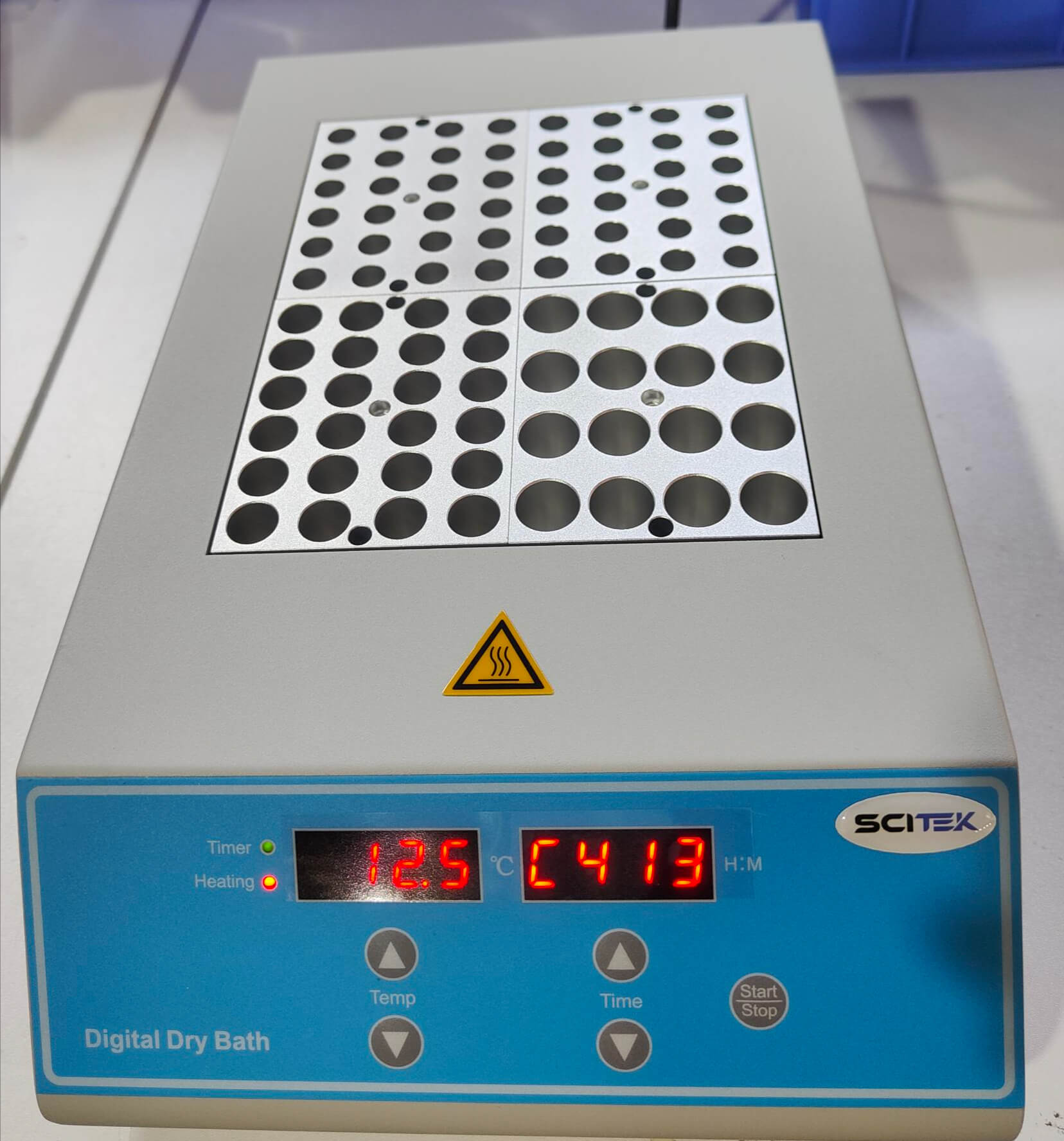 Incubador de baño seco digital